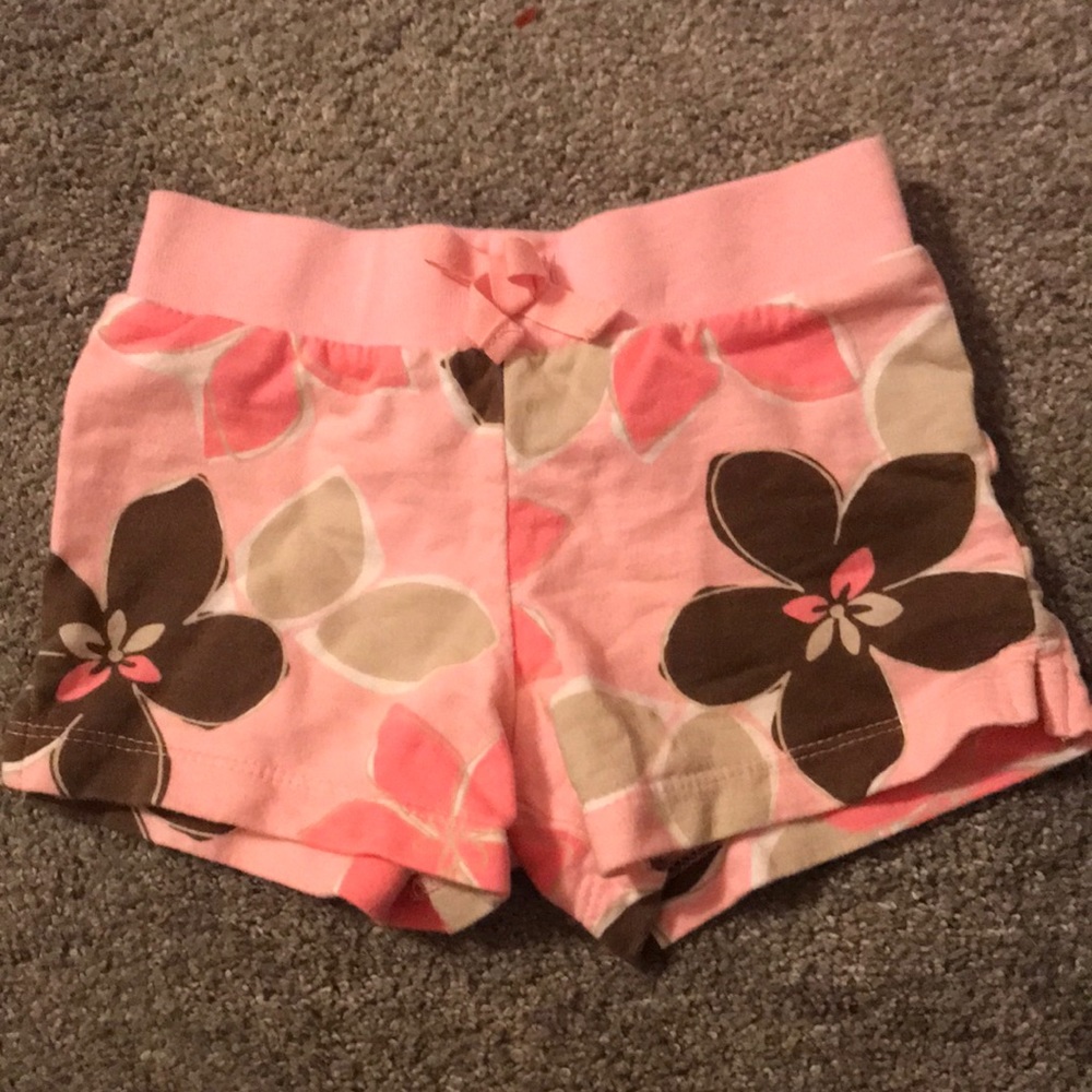 Circo size 18M shorts